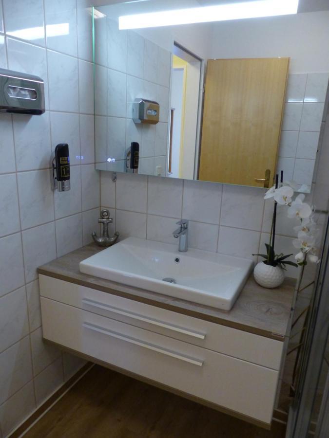 Ferienwohnung 12 - Seewald Haus Huehnergott Sellin  Exterior foto